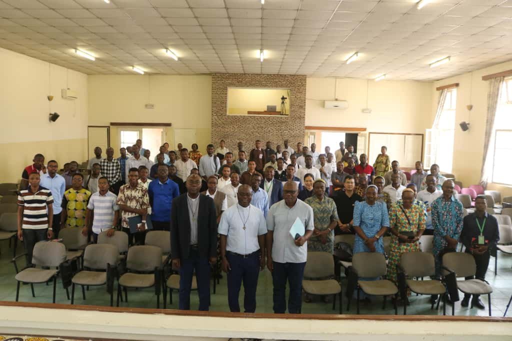 VISITE PROVINCIALE ET RENCONTRE AVEC LES ETUDIANTS DE LA FACULTE DE THEOLOGIE