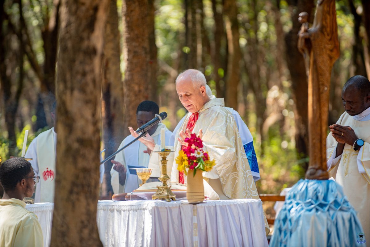 FETE DE MARIE AUXILIATRICE A KANSEBULA : FOI, FRATERNITE ET CONVIVIALITE